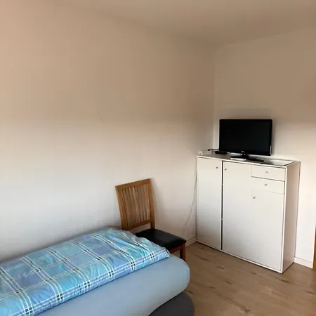 Gaestehaus 24h Check In Δωμάτια σε οικογενειακή κατοικία